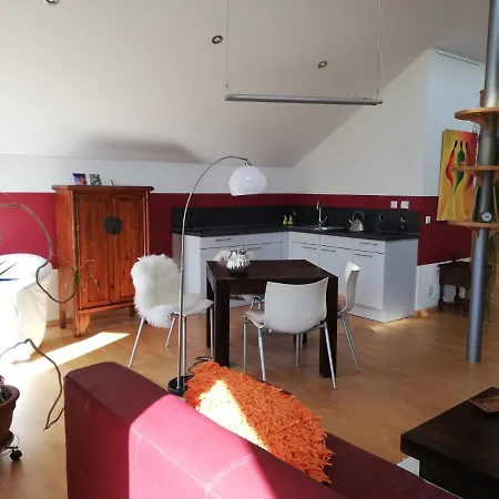 Atelierwohnung Lichtdurchflutet 70q Appartement